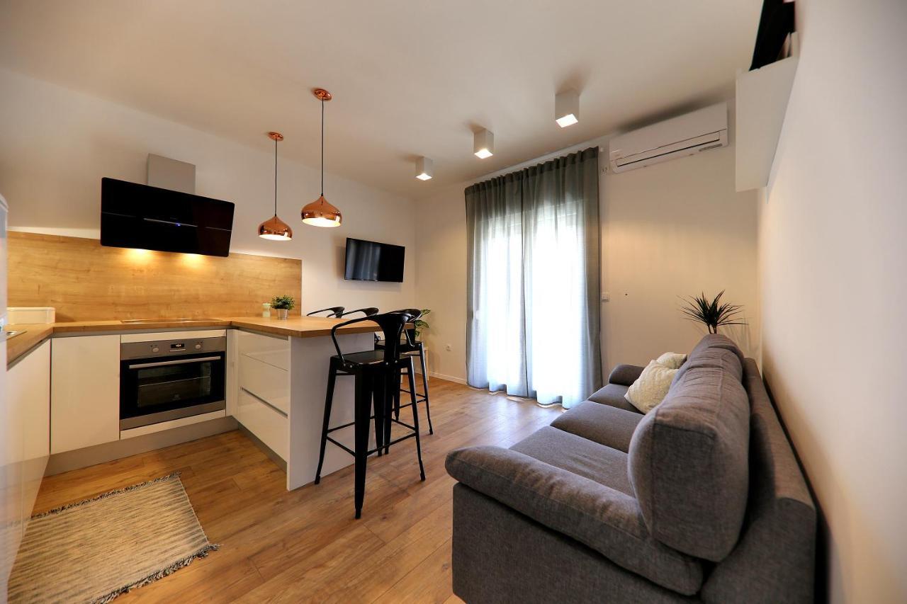Apartments Meri-Puntamika زادار المظهر الخارجي الصورة