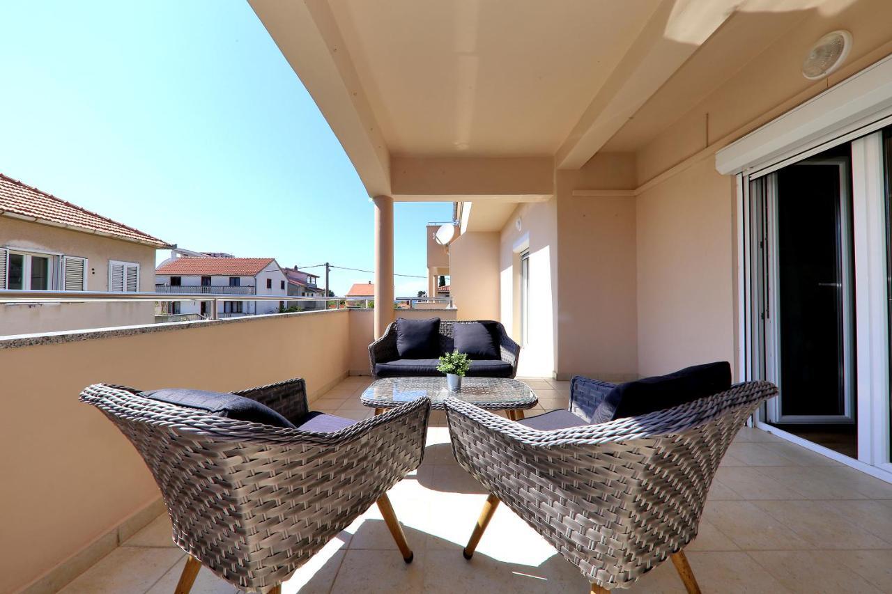 Apartments Meri-Puntamika زادار المظهر الخارجي الصورة